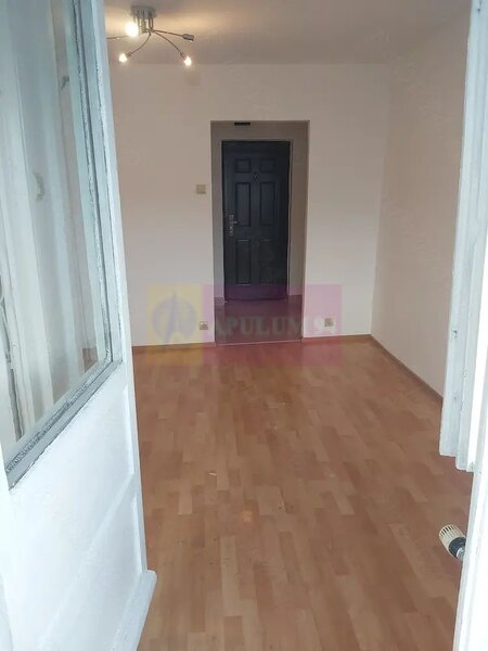 Garsoniera  zona Dristor